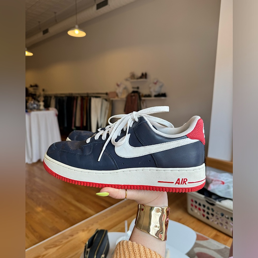 Nike Air Force One 82 USA Color-Way Rare Red Bottom Men's Size 10